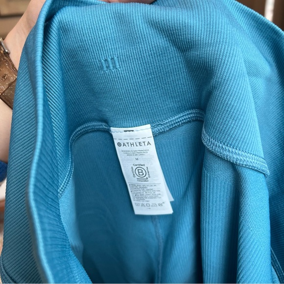 Athleta Aurora Seamless Ribbed Yoga Legging in Blue Medium NWT - Picture 2 of 4
